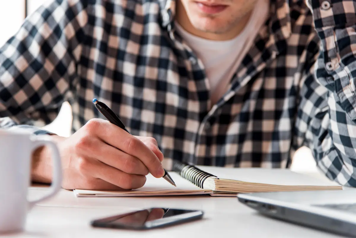 realizando uma técnica para escolha de nomes para empreendimentos imobiliários